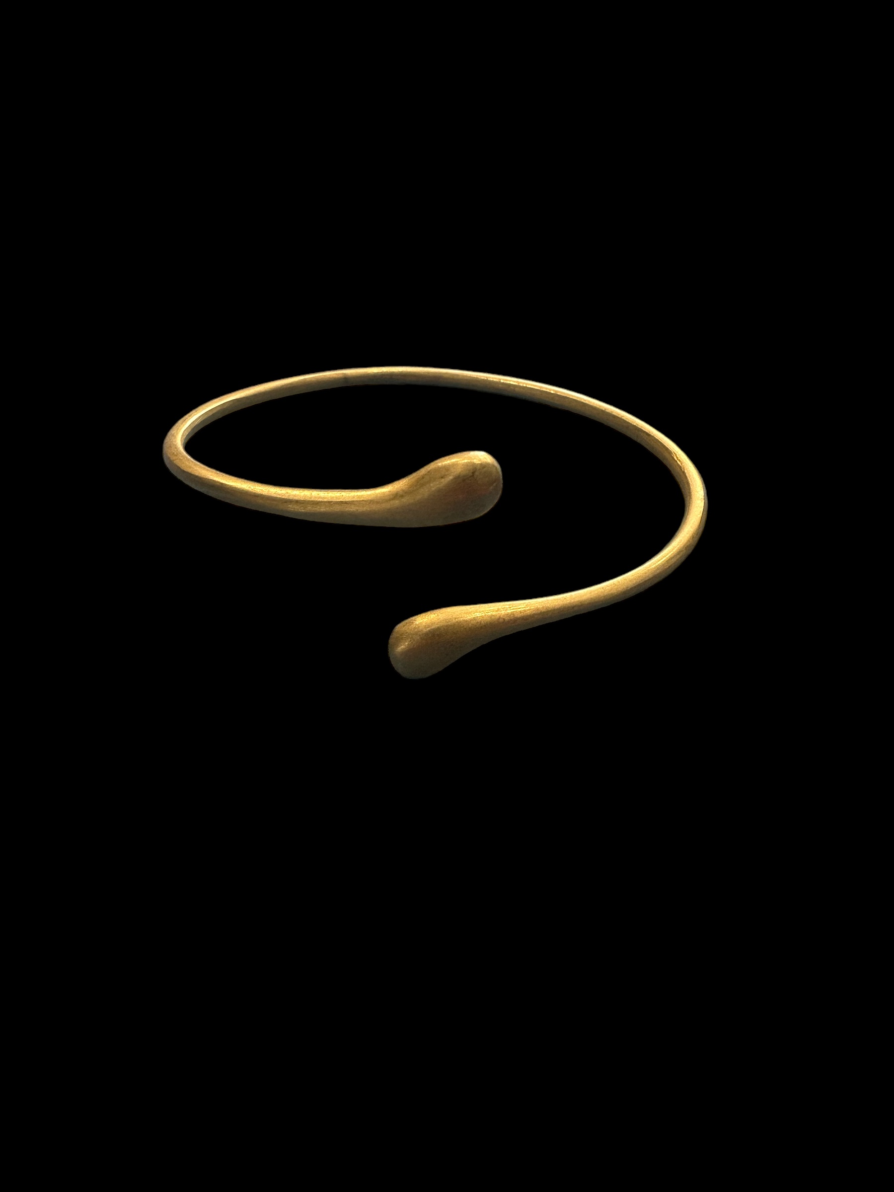 GOLD-AENAO-CUFF ARMONIA KEYBOOK