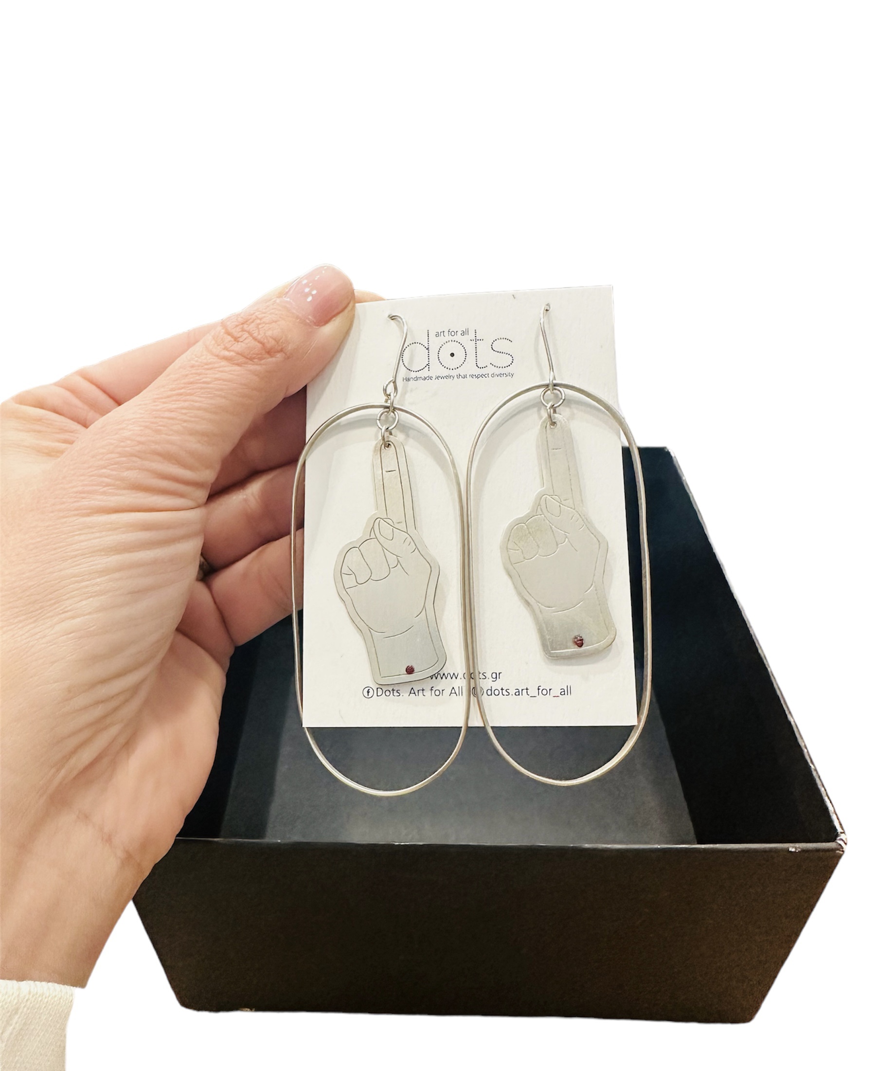 number-1-earrings ARMONIA KEYBOOK